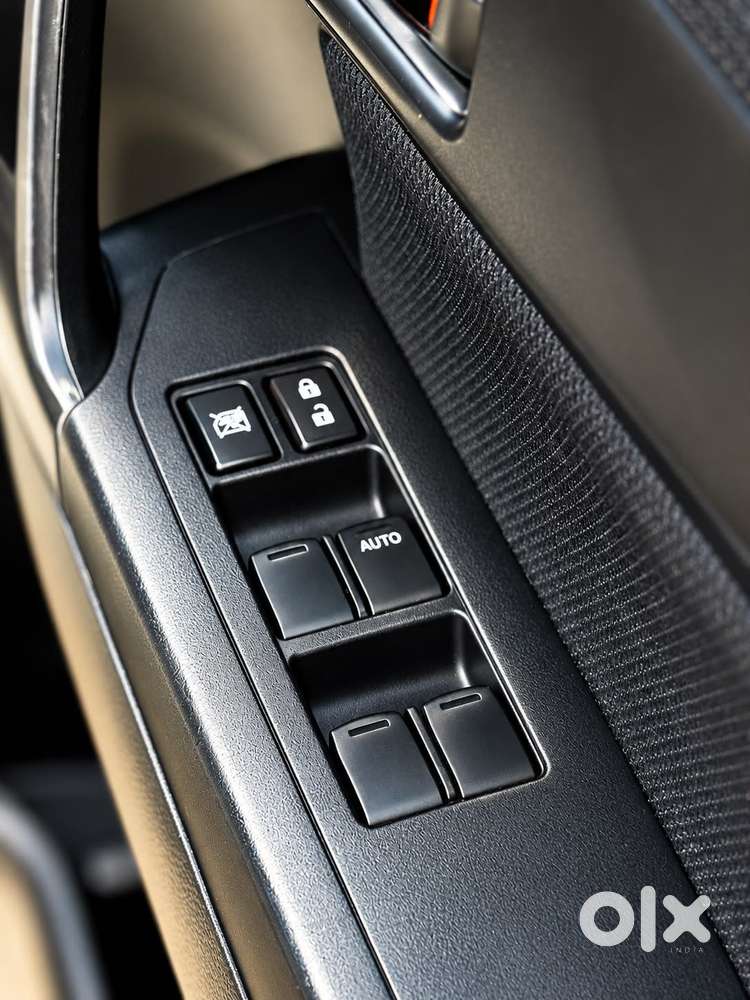 Maruti Suzuki Vitara Brezza Zdi Mt, 2022, Petrol