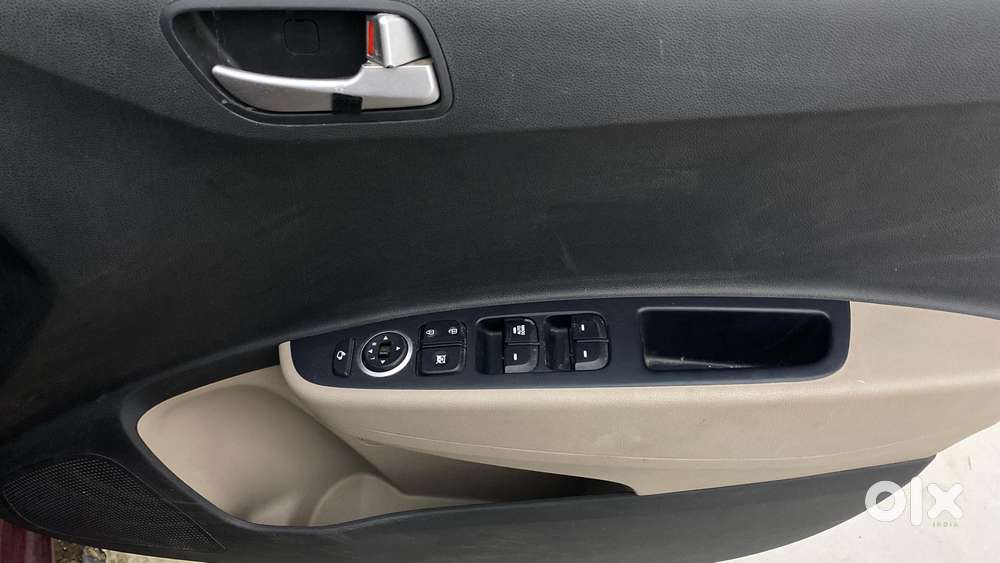Hyundai Grand I10 2013-2016 At Sportz, 2014, Petrol