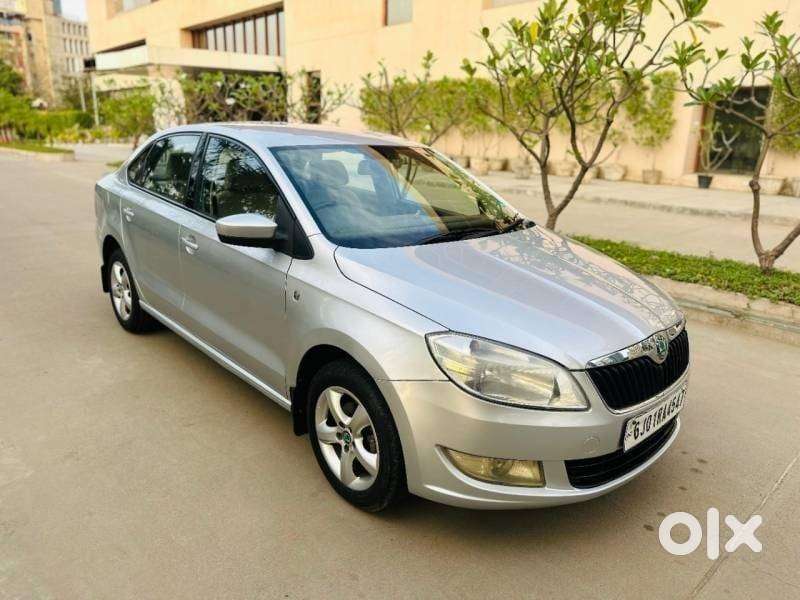 Skoda Rapid 2013-2016 1.6 Mpi At Elegance, 2013, Petrol