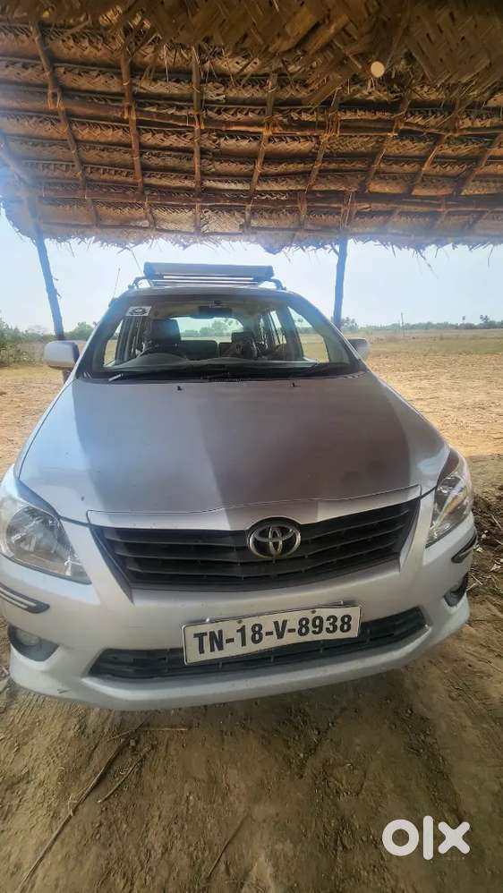 Toyota Company Serviced, Innova For Sale.
