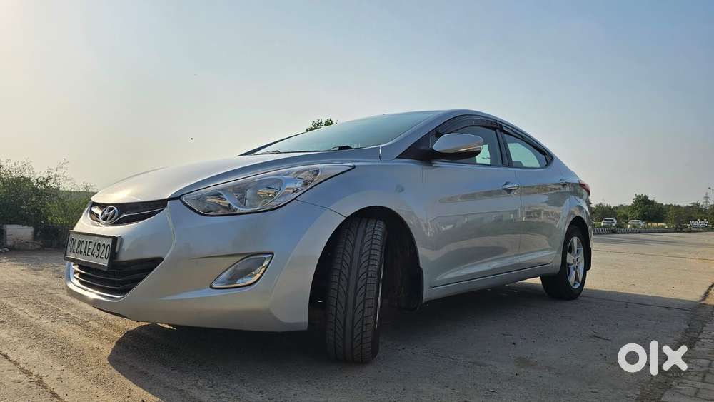 Hyundai Elantra 1.8 Sx Mt, 2014, Petrol