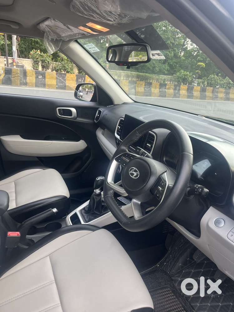 Hyundai Venue 1.5 Crdi Sx (o), 2022, Petrol