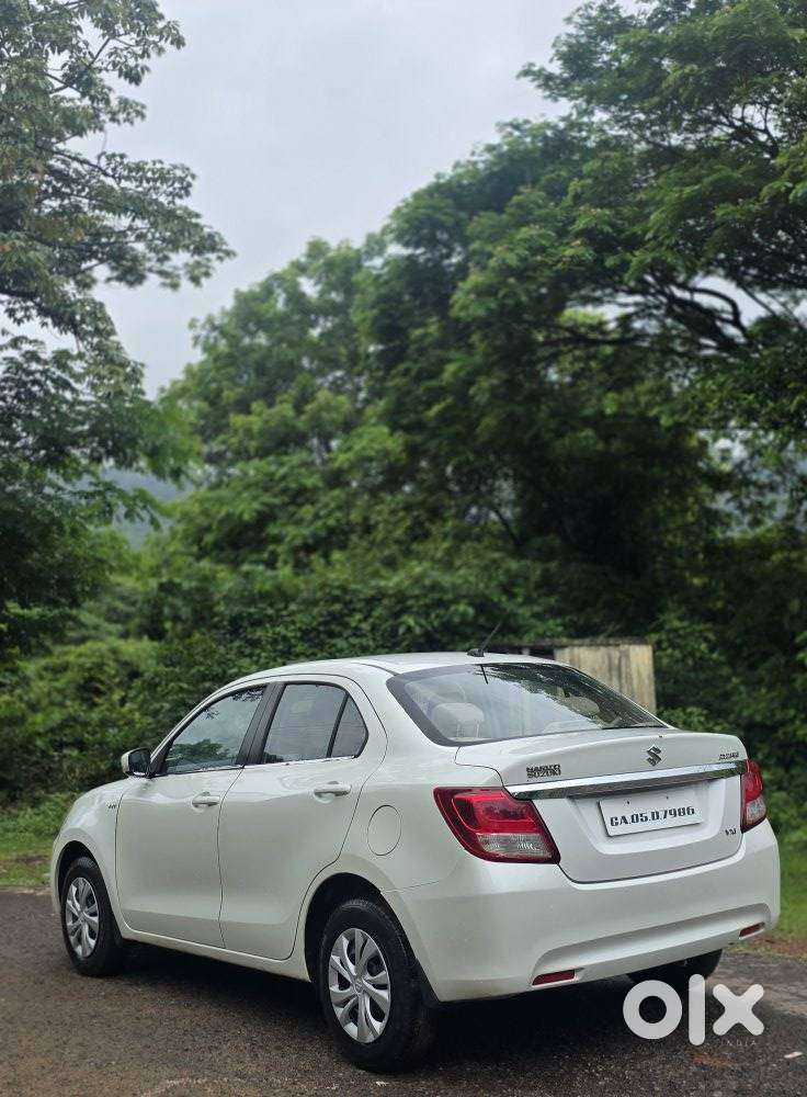 Maruti Suzuki Swift Dzire 1.2 Vxi Bsiv, 2018, Petrol