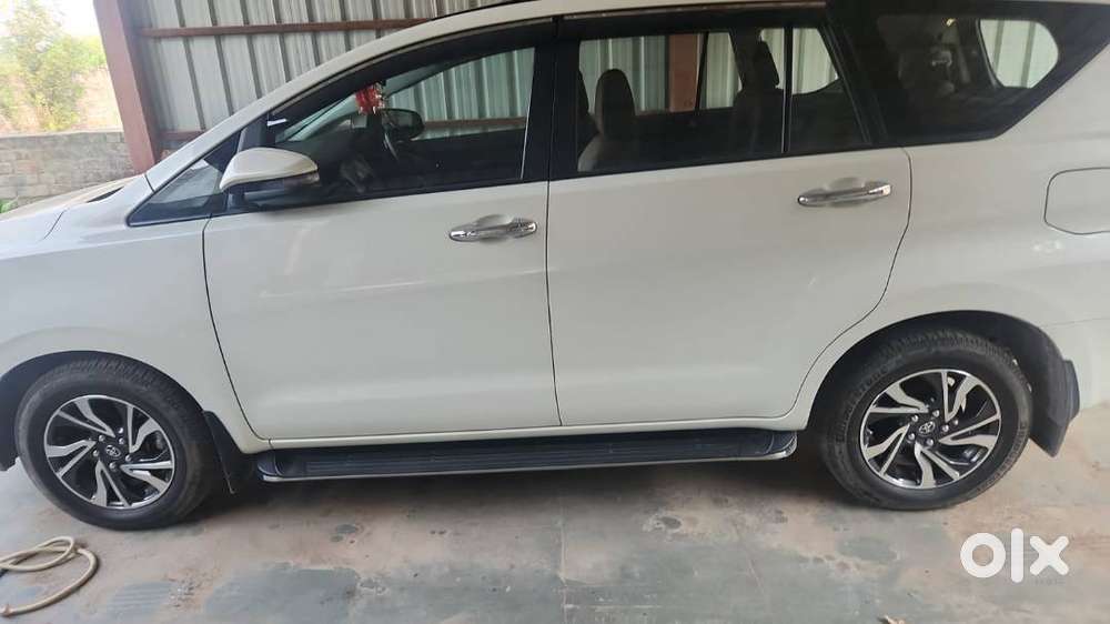 Toyota Innova Crysta 2022