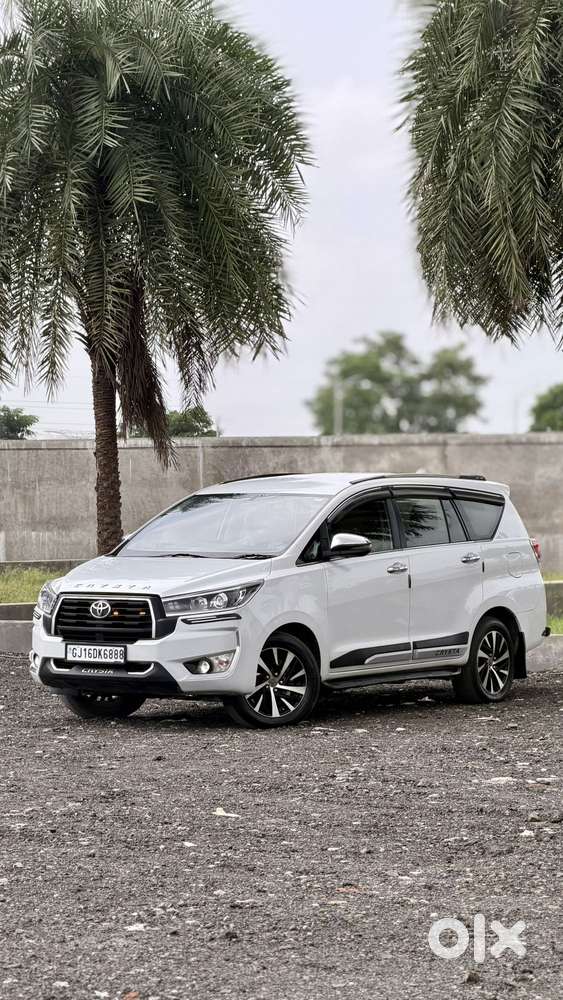 Toyota Innova Crysta 2.4 Z 7 Str, 2023, Diesel