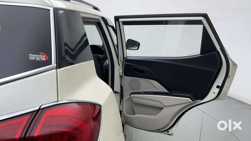 Mahindra Xuv300 W6, 2022, Petrol