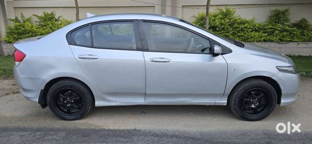 Honda City 2008-2011 1.5 V Mt, 2009, Petrol