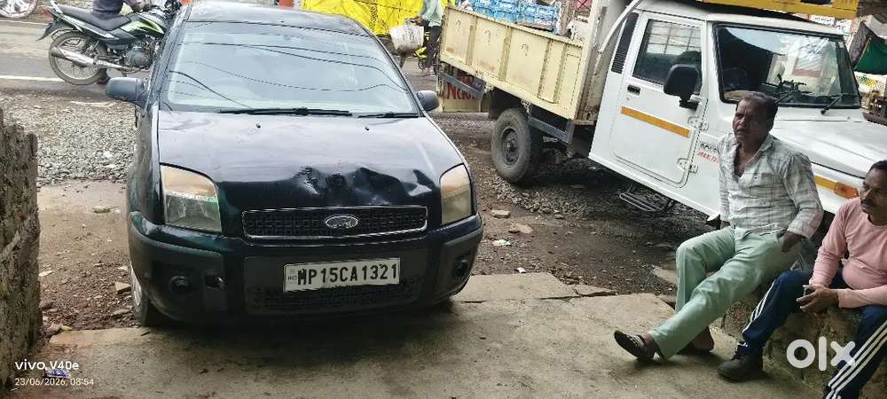 New Kar Kharidni Hai
