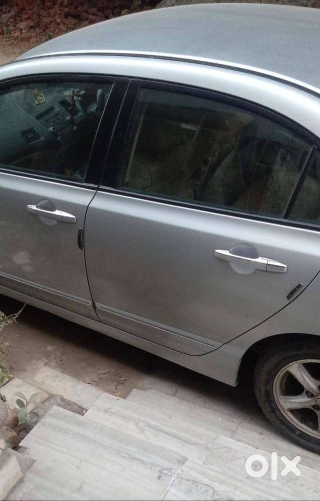 Honda Civic Car Top Model. Registration Date -march -2011