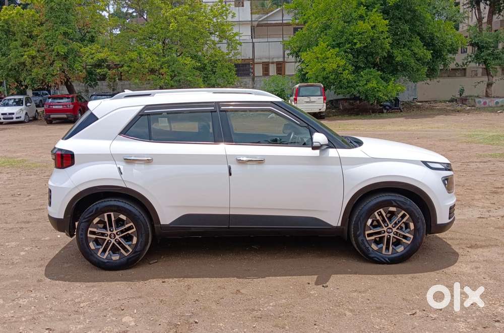 Hyundai Venue, 2024, Petrol