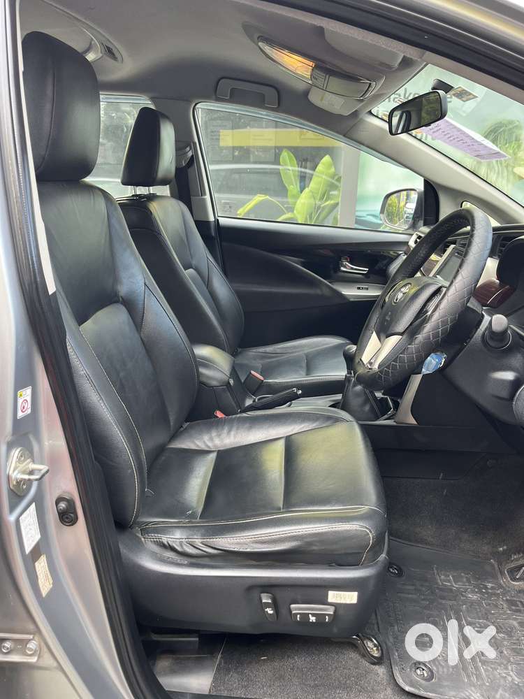 Toyota Innova Crysta Touring Sport 2.4 Mt, 2017, Diesel