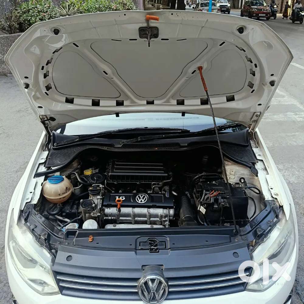 Volkswagen Vento Automatic Highline 2011 Nov.