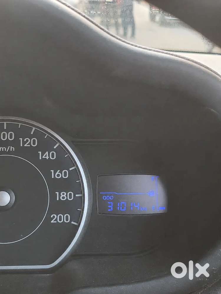 Hyundai I10 Sportz Petrol 2013