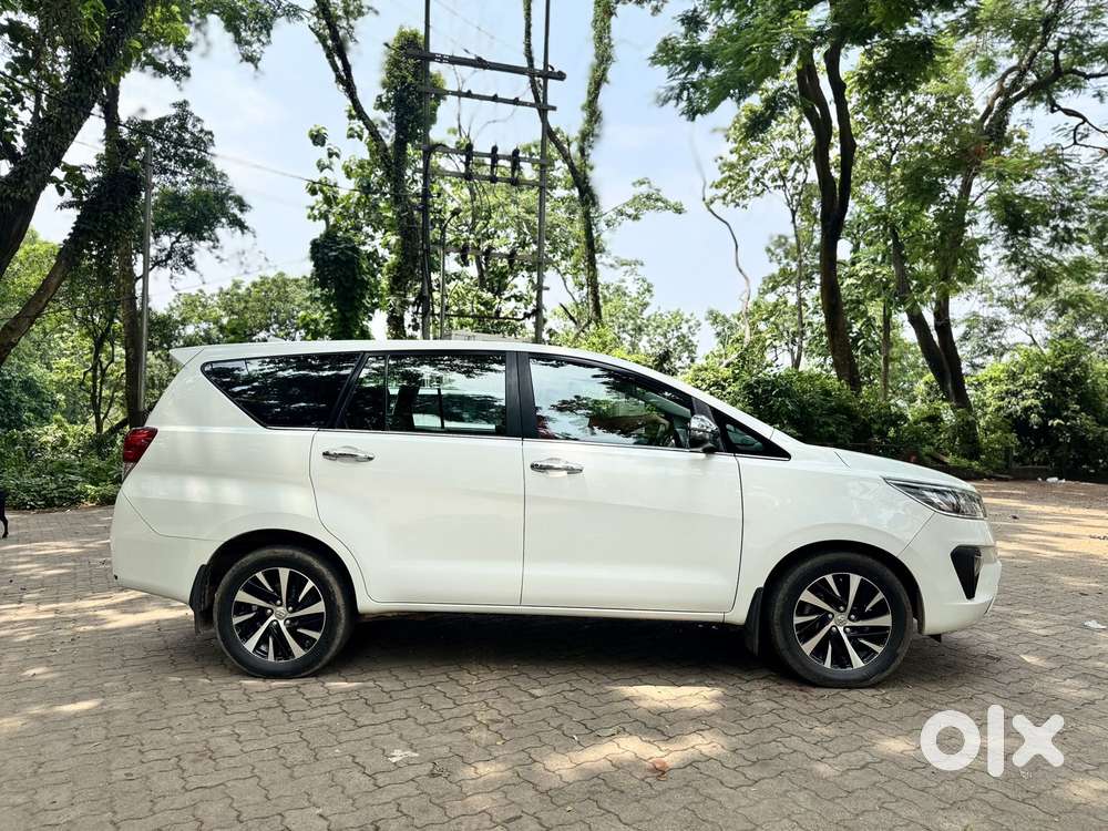 Toyota Innova Crysta 2.4 Z 7 Str, 2022, Diesel