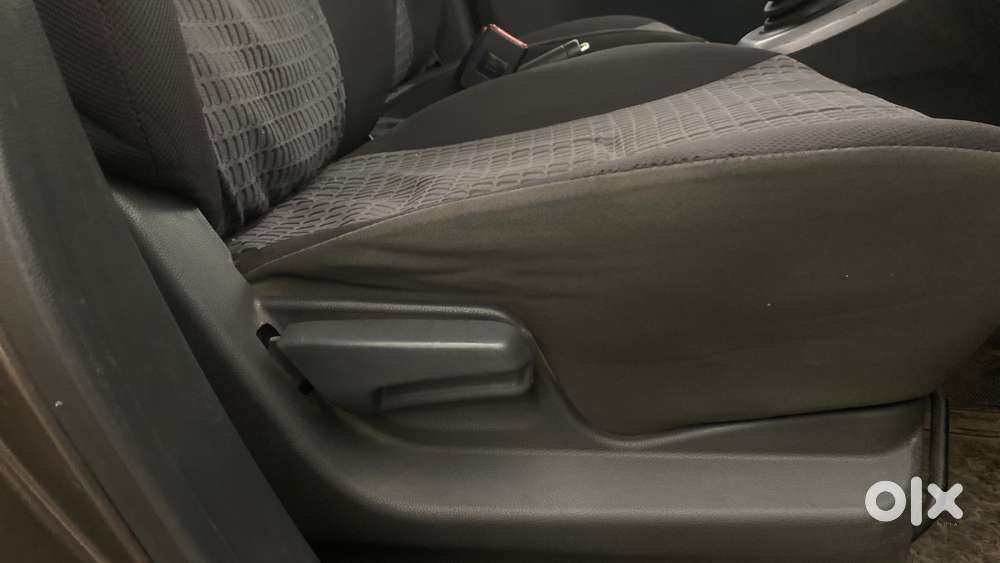 Maruti Suzuki Ritz Vxi, 2015, Petrol