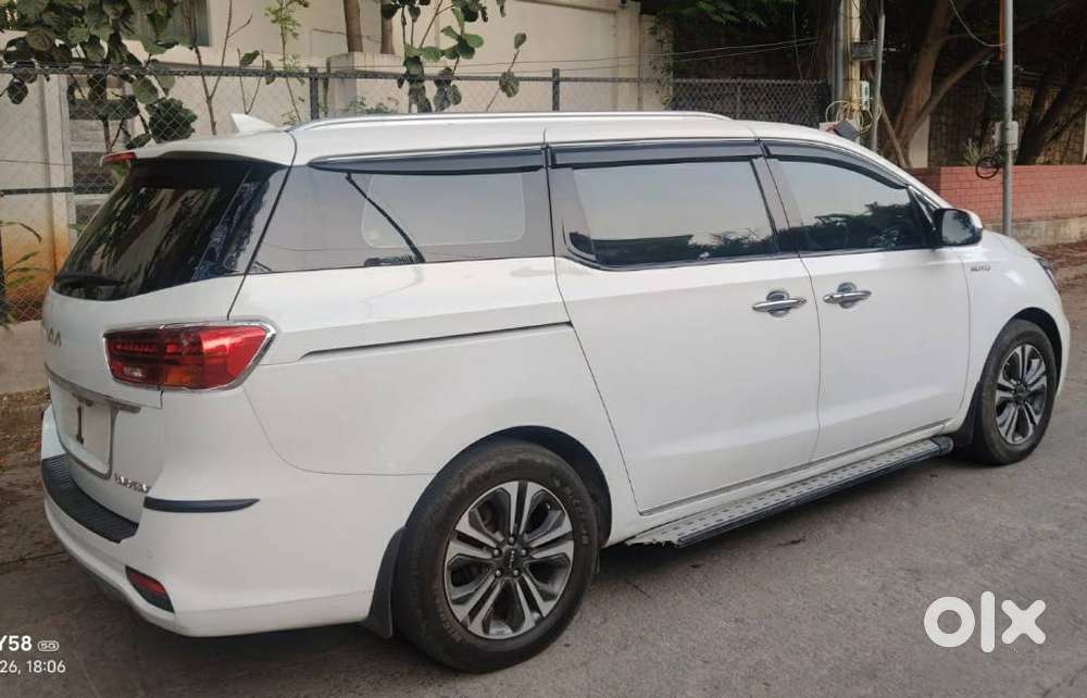 Kia Carnival Limousine Plus 7 Str, 2022, Diesel