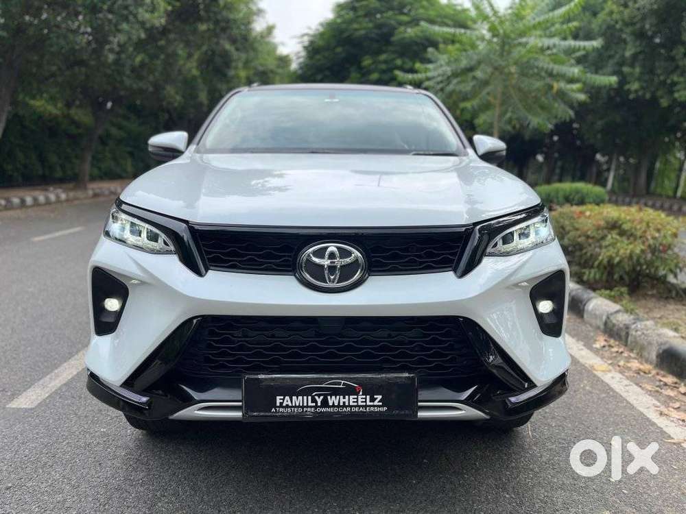 Toyota Fortuner Legender 4x4 At 2.8, 2025, Diesel