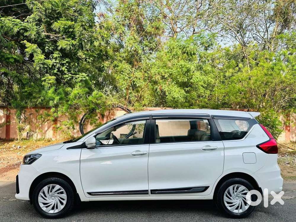 Maruti Suzuki Ertiga Vxi (o) Cng, 2025, Cng & Hybrids