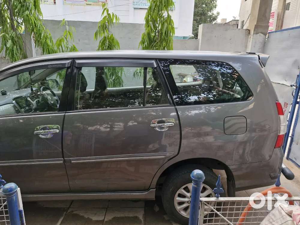 Toyota Innova 2013
