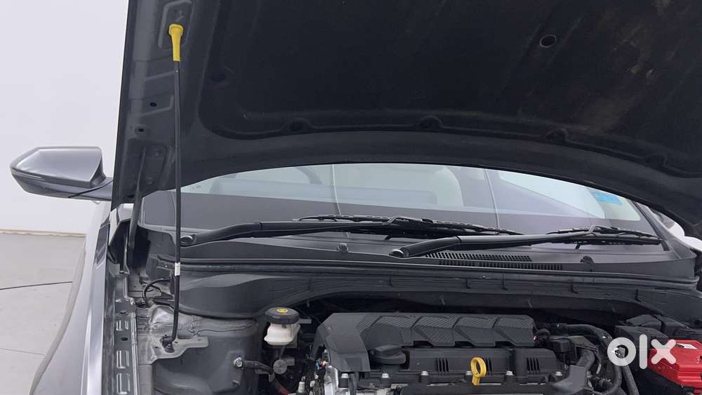 Hyundai Verna 1.5 Sx Petrol Mt, 2023, Petrol