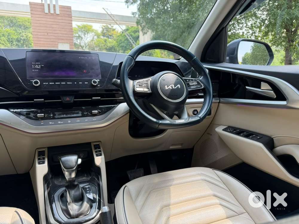 Kia Carens 1.5 Luxury Plus Diesel At 7 Str, 2023, Diesel