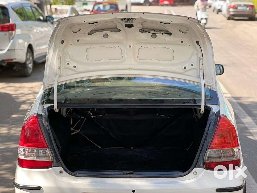 Toyota Etios 2011 Petrol Well Maintained