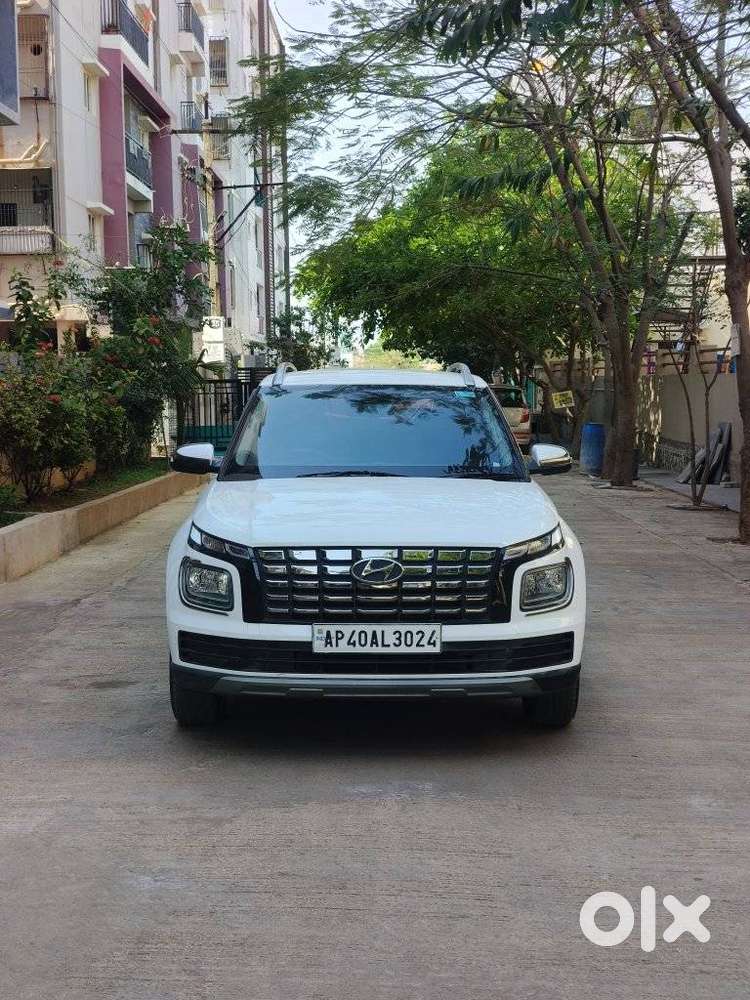 Hyundai Venue S 1.2 Petrol, 2023, Petrol