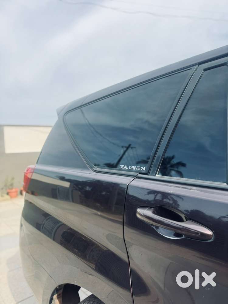Toyota Innova Crysta 2017 Year Diesel Manual