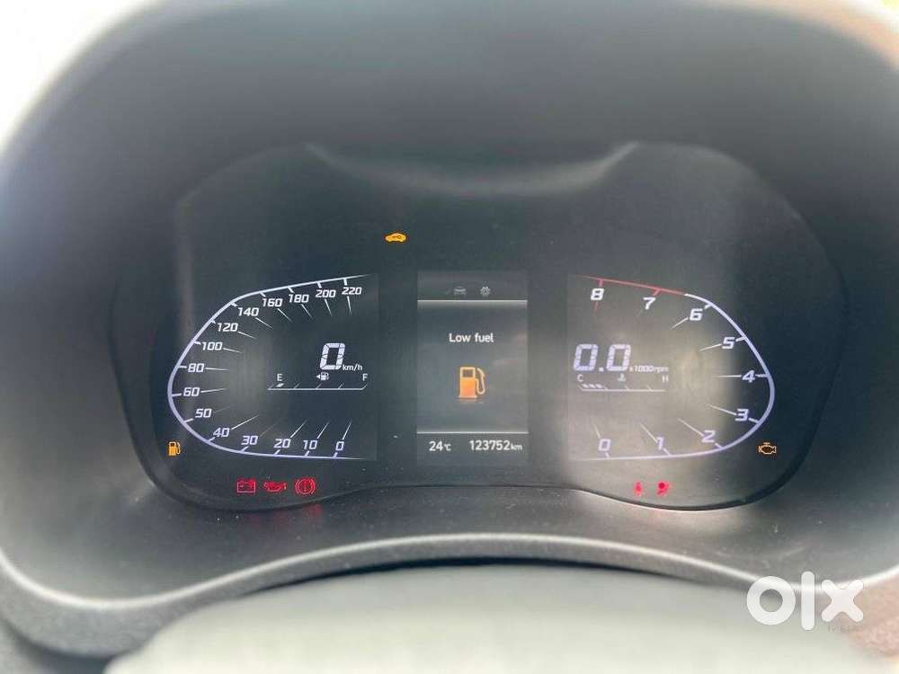 Hyundai Verna 1.5 Sx Petrol Mt, 2021, Petrol