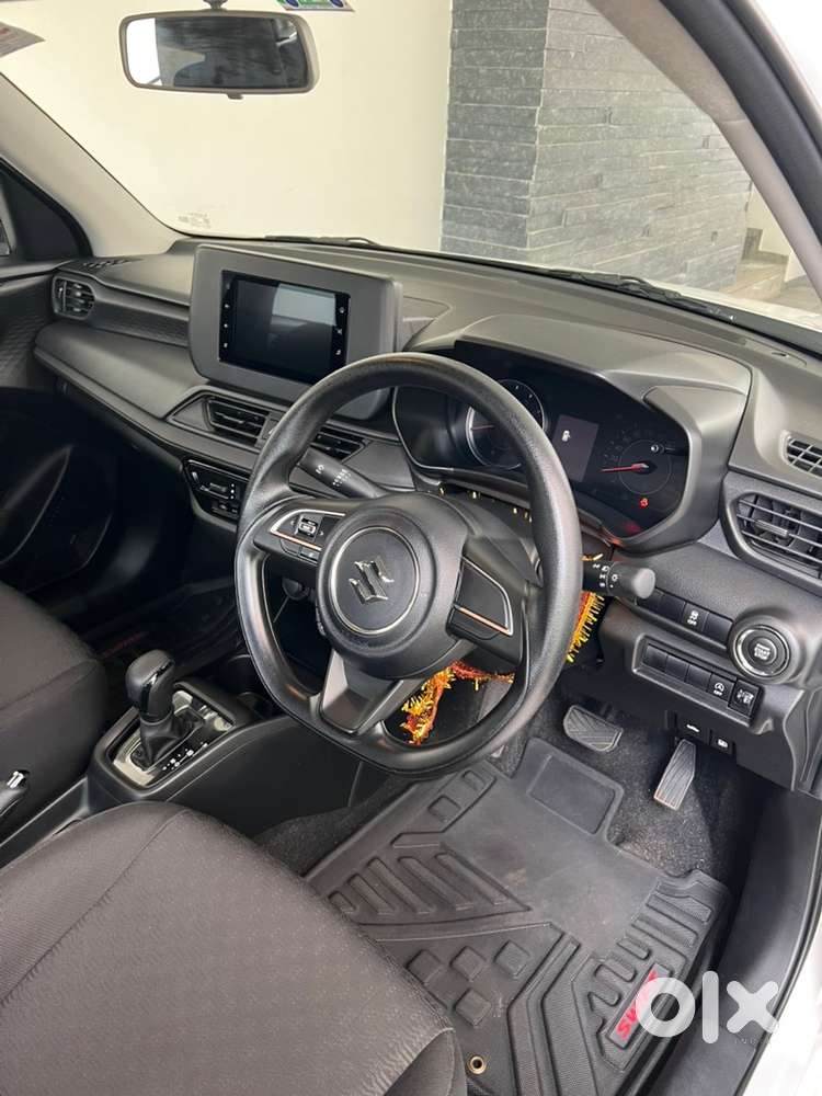 Maruti Swift 1.2 Petrol Automatic 2025