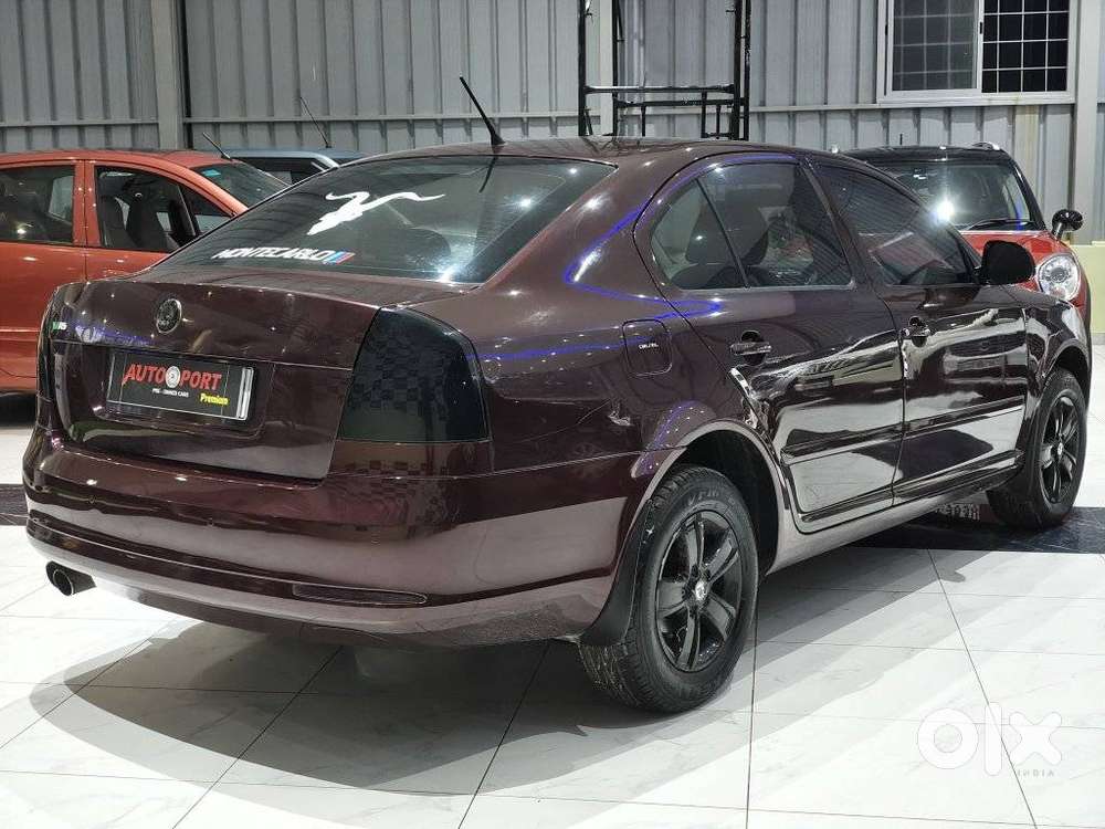 Skoda Laura Ambiente, 2012, Diesel