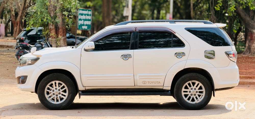 Toyota Fortuner 3.0 4x4 Manual, 2012, Diesel