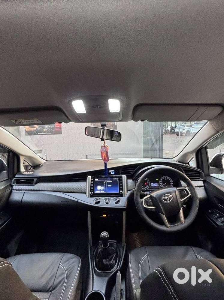 Toyota Innova Crysta [2020-ongoing] 2.4 Gx 8 Str, 2022, Diesel