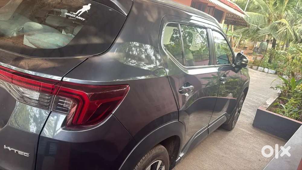 Honda Elevate 2025 Petrol 4700 Km Driven