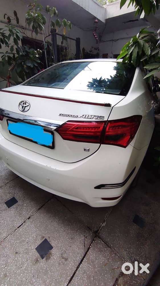 Toyota Corolla Altis 2014 Petrol Automatic Well Maintained