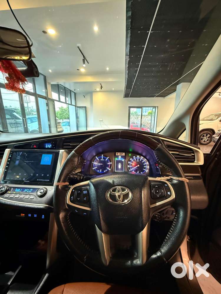Toyota Innova Crysta 2.8 Zx At 7 Seater, 2019, Diesel