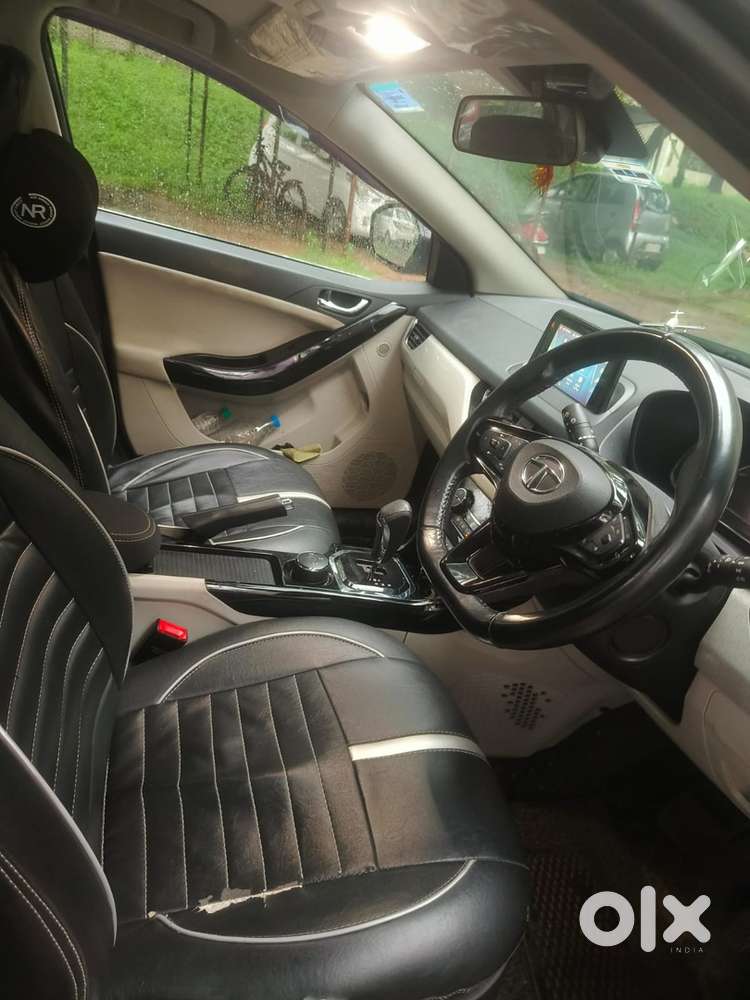 Automatic With Sunroof Nexon Diesel