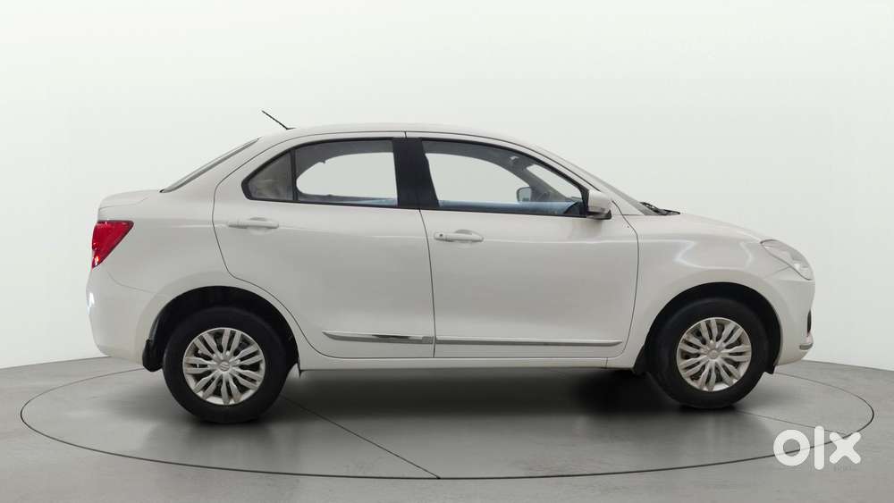 Maruti Suzuki Swift Dzire Amt Vxi, 2019, Petrol