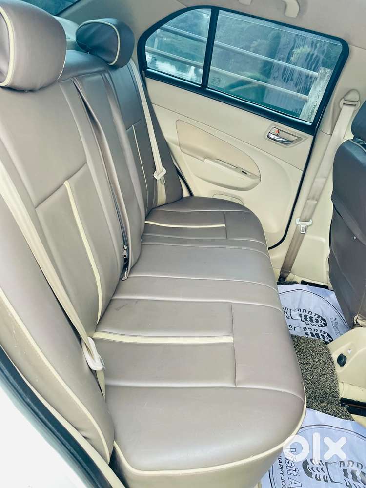 Maruti Suzuki Swift Dzire Vxi Optional, 2017, Petrol