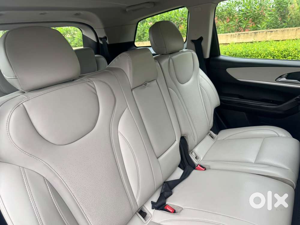 Mahindra Xuv700 2.2 Ax 7 Diesel Mt Str, 2022, Diesel