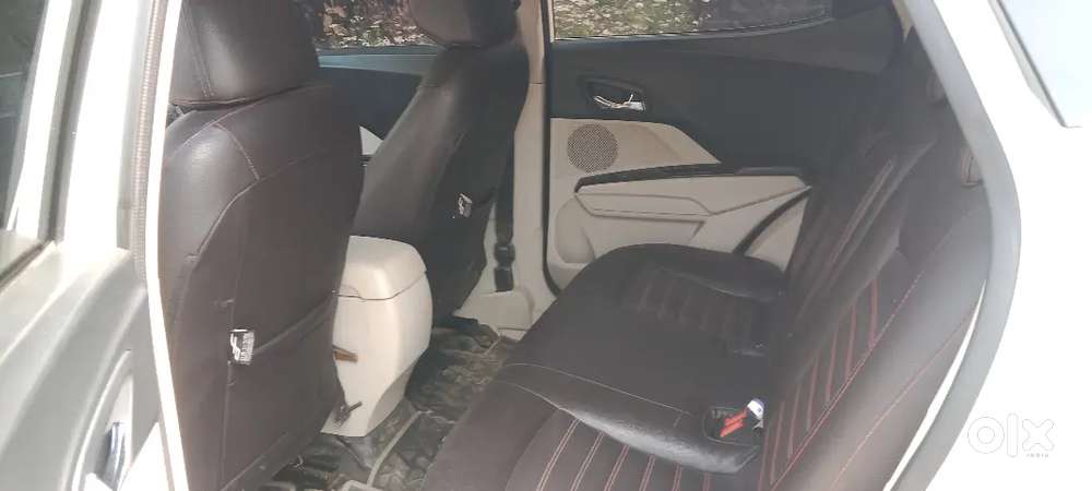 Xuv300 W8 First Class Condition