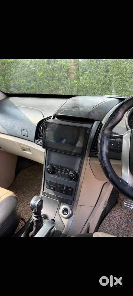 Mahindra Xuv500 2016 Diesel 111111 Km Driven