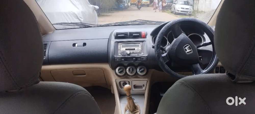 Honda City Zx 2006 Petrol Well Maintained