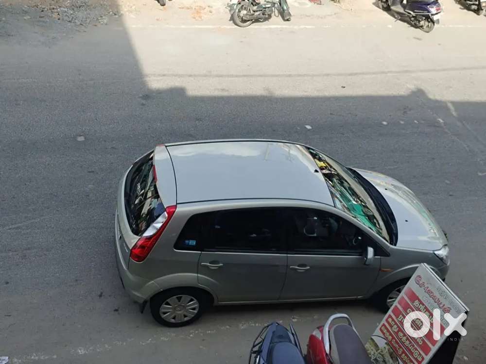 Ford Figo Zxi 2010 Petrol