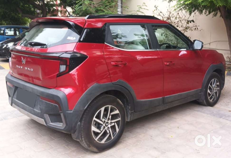 Mahindra Xuv 3xo Ax5 Pm At, 2025, Petrol
