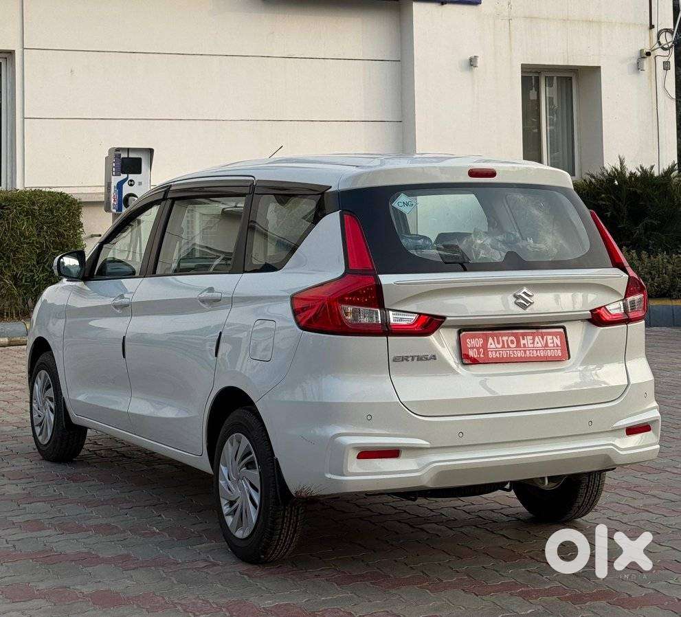 Maruti Suzuki Ertiga Vxi (o) Cng, 2024, Petrol