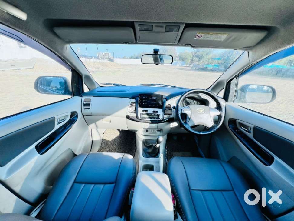 Toyota Innova 2.5 Z Diesel 7 Seater, 2014, Diesel