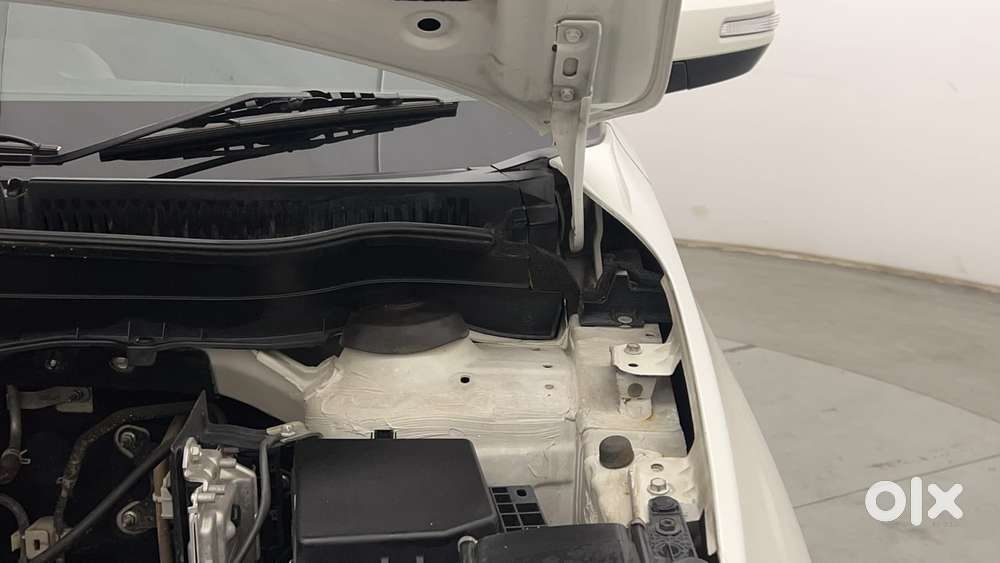 Maruti Suzuki Vitara Brezza 1.5 Zxi At, 2020, Petrol