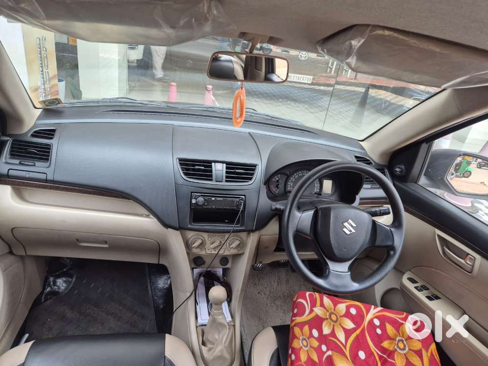 Maruti Suzuki Dzire 1.2 Lxi, 2016, Petrol