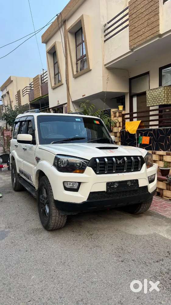 Mahindra Scorpio Classic 2016